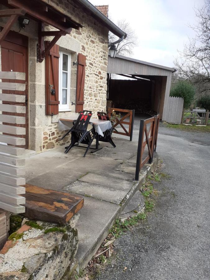 Dans La Maison D'A Cote Azerables Esterno foto